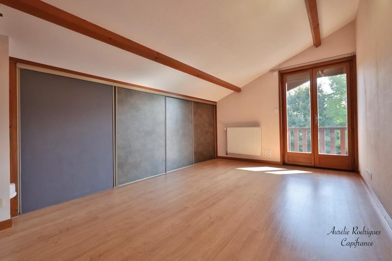 Maison - 208 m² - 7 pièces