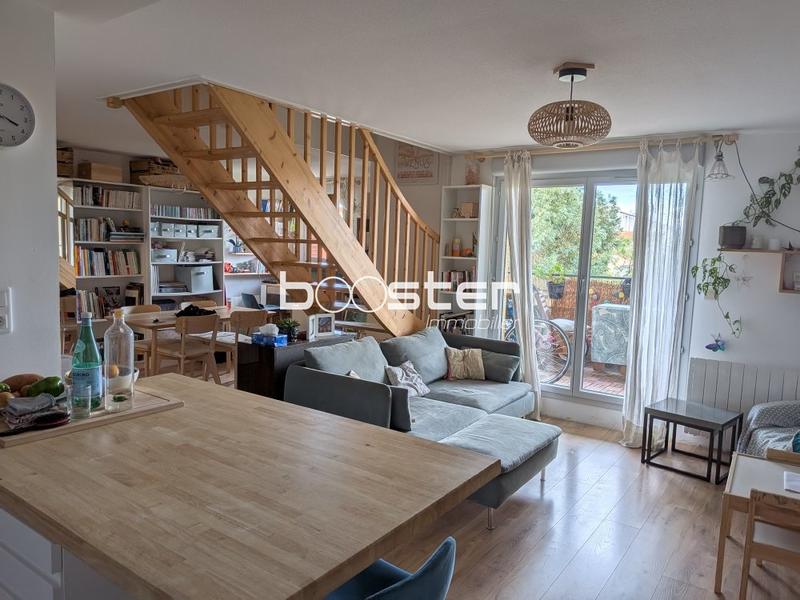 Appartement ancien - 82 m² - 3 pièces