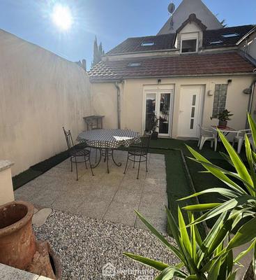 Maison de ville - 76 m² - 3 pièces