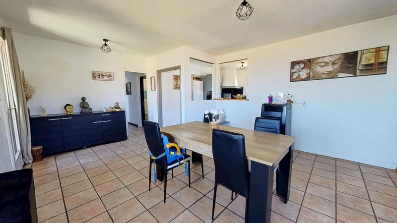 Maison - 98 m² - 5 pièces