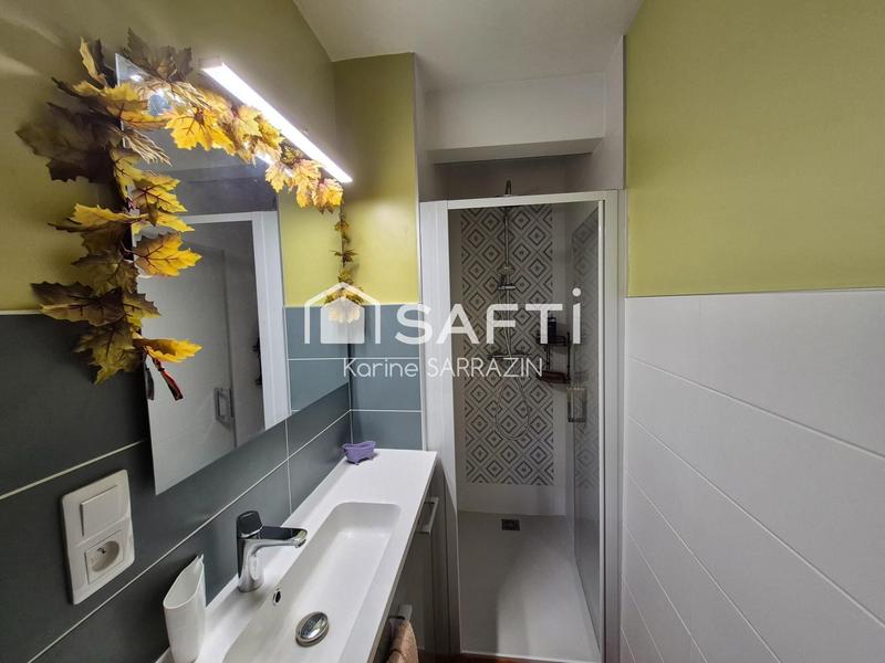 Maison - 197 m² - 8 pièces