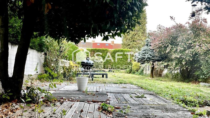 Maison - 90 m² - 5 pièces