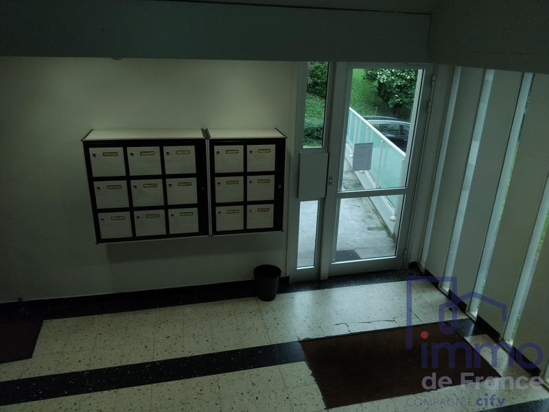 Appartement - 87 m² - 4 pièces