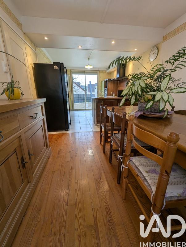 Maison - 101 m² - 6 pièces