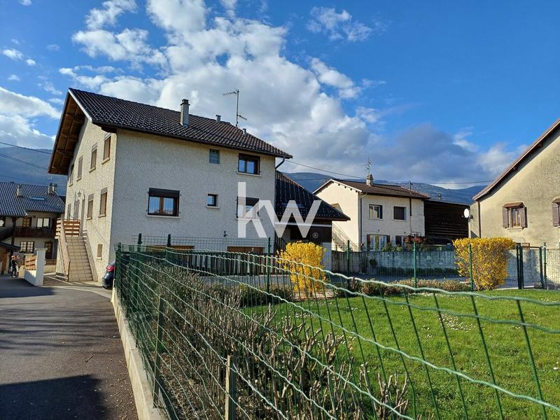 Maison - 339 m² - 15 pièces