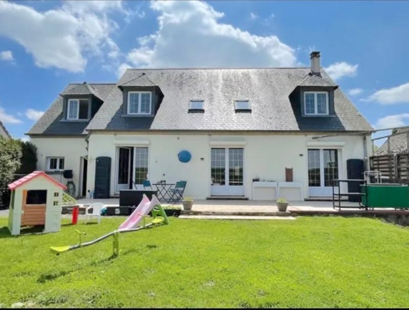 Pavillon - 168 m² - 7 pièces