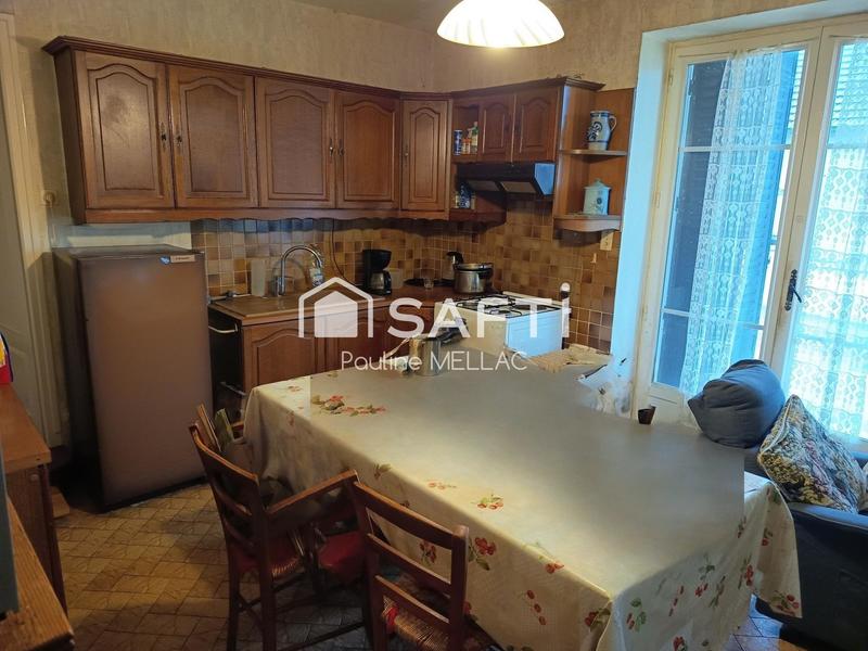 Maison - 115 m² - 8 pièces