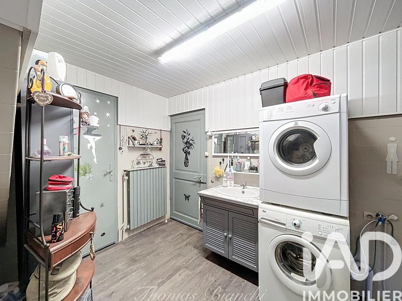 Maison - 188 m² - 8 pièces