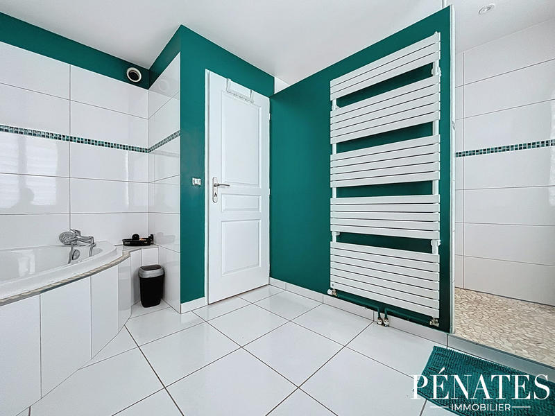 Maison - 113 m² - 4 pièces