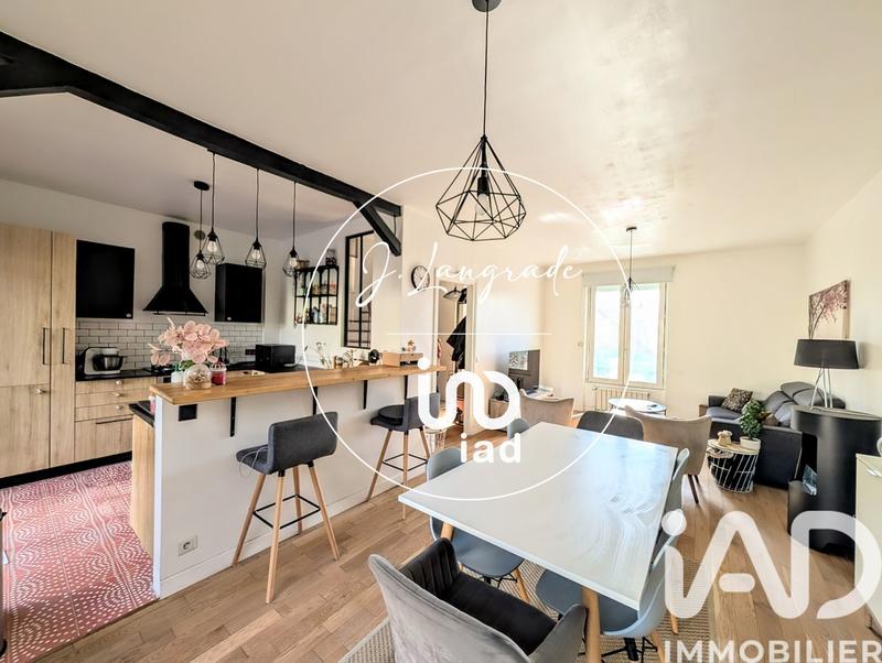 Maison - 111 m² - 6 pièces