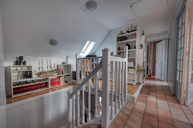 Maison - 122 m² - 6 pièces