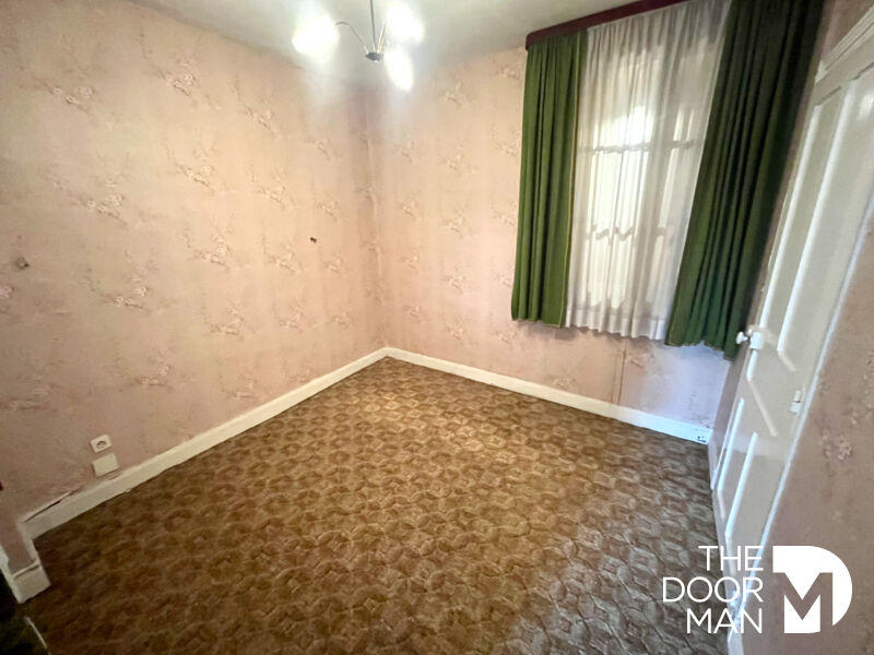 Maison - 155 m² - 8 pièces