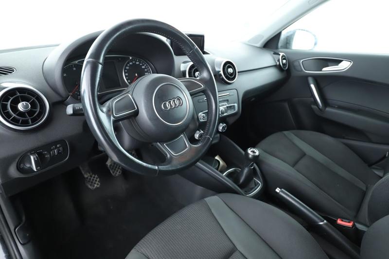 Audi A1 sportback 1.4 Tdi Ultra Ambiente 90 ch