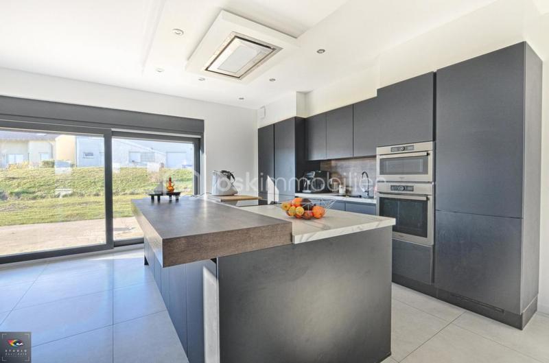 Maison - 150 m² - 6 pièces