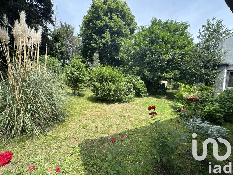 Maison - 245 m² - 9 pièces