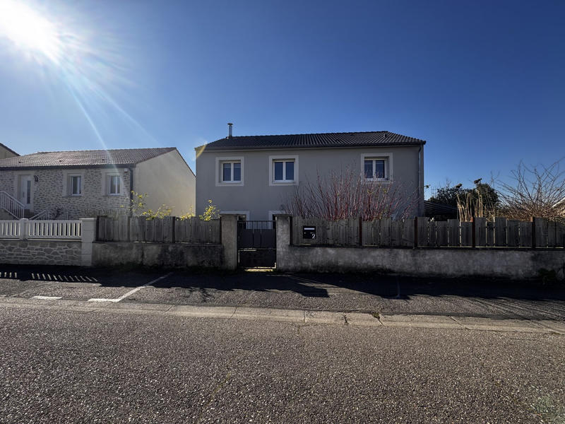 Maison - 150 m² - 7 pièces