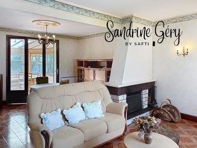 Maison - 117 m² - 6 pièces