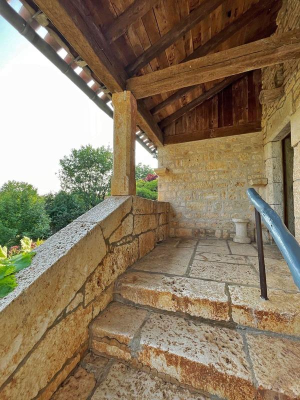 Maison en pierre - 101 m² - 5 pièces