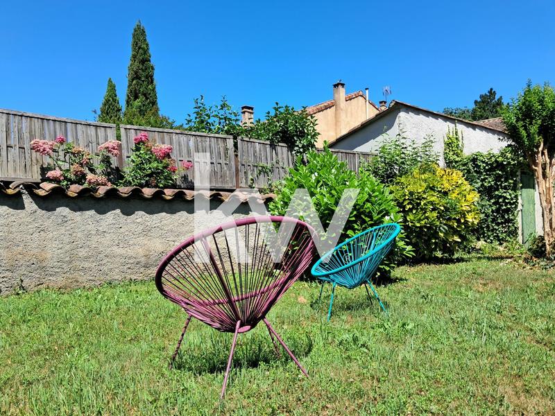 Maison - 180 m² - 8 pièces