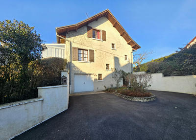 Maison - 155 m² - 5 pièces