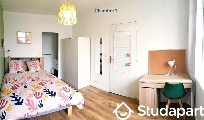 Chambre - 12 m² - 1 pièce