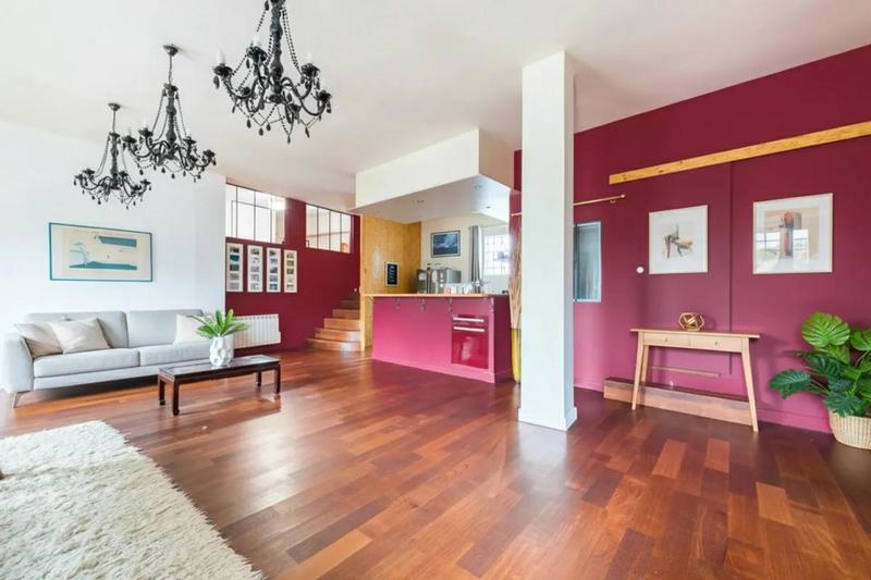 Loft - 134 m² - 4 pièces