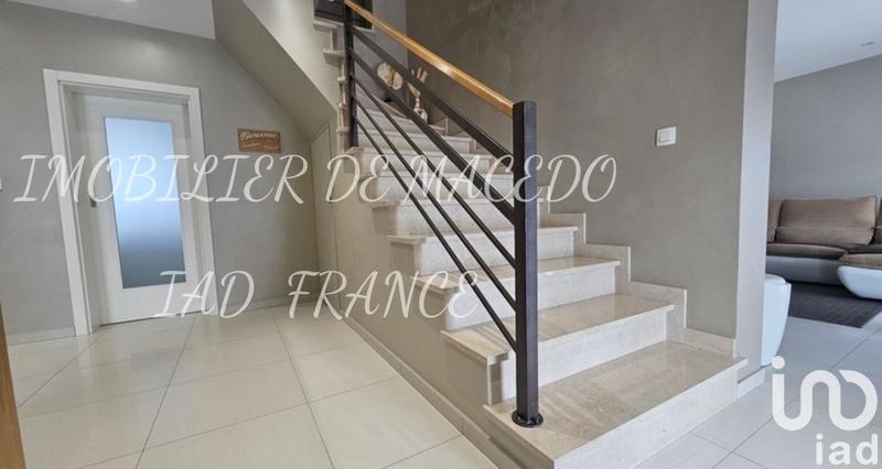 Maison de ville - 180 m² - 6 pièces