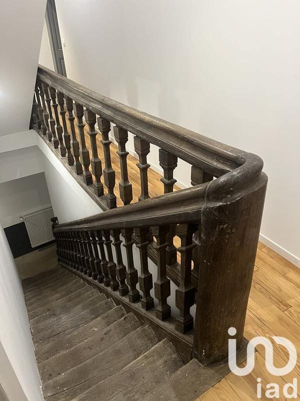 Maison - 225 m² - 8 pièces