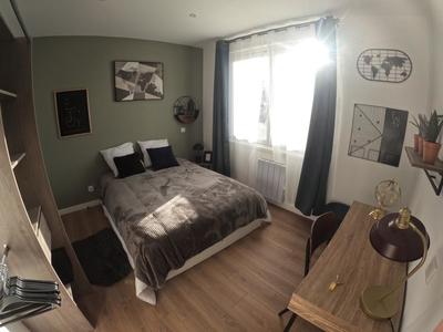 Chambre - 234 m² - 1 pièce