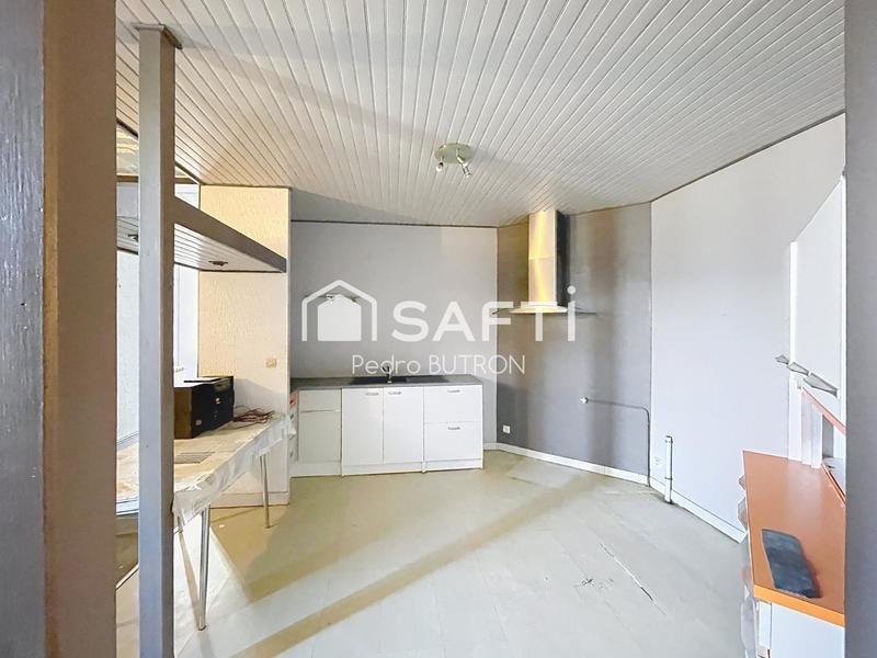 Maison - 205 m² - 7 pièces