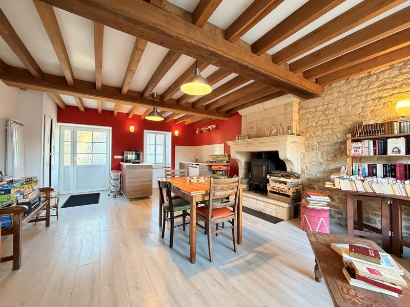 Maison - 140 m² - 5 pièces