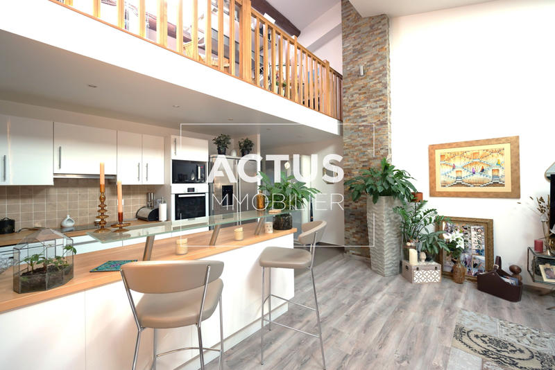 Appartement - 138 m² - 4 pièces