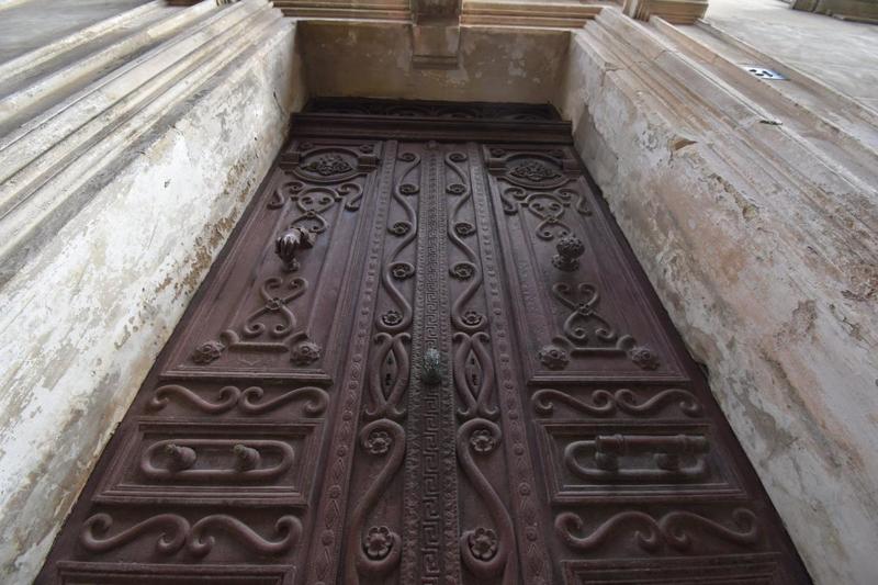 Maison - 391 m² - 12 pièces