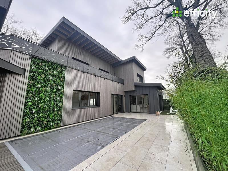 Maison - 175 m² - 6 pièces