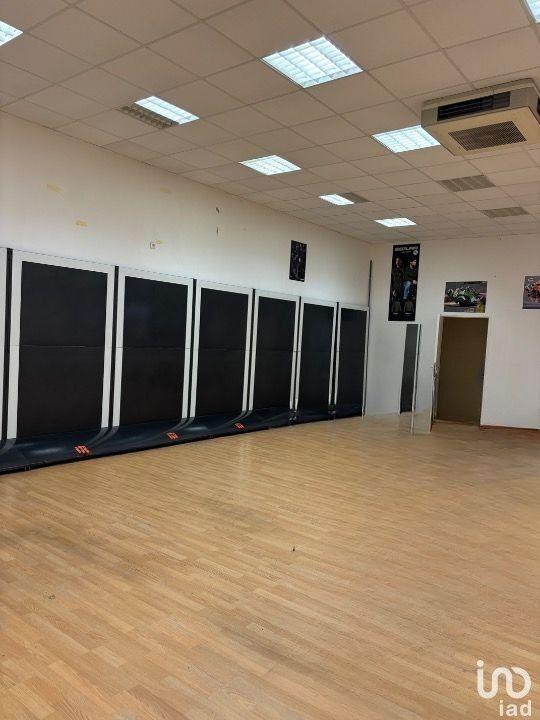 Local commercial - 750 m²