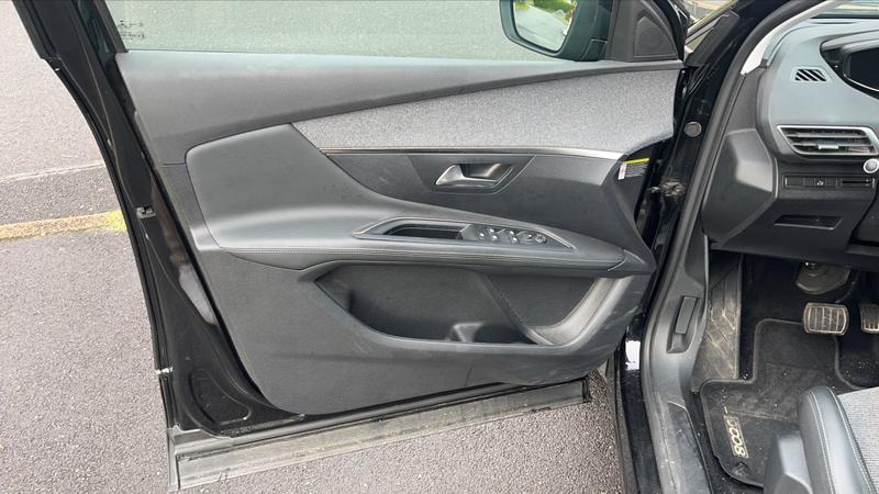 Peugeot 3008 1.5 BlueHDi 130 Eat8 Allure Business - Automatique