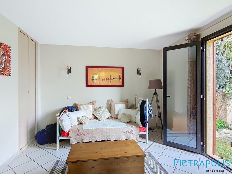 Maison - 136 m² - 4 pièces