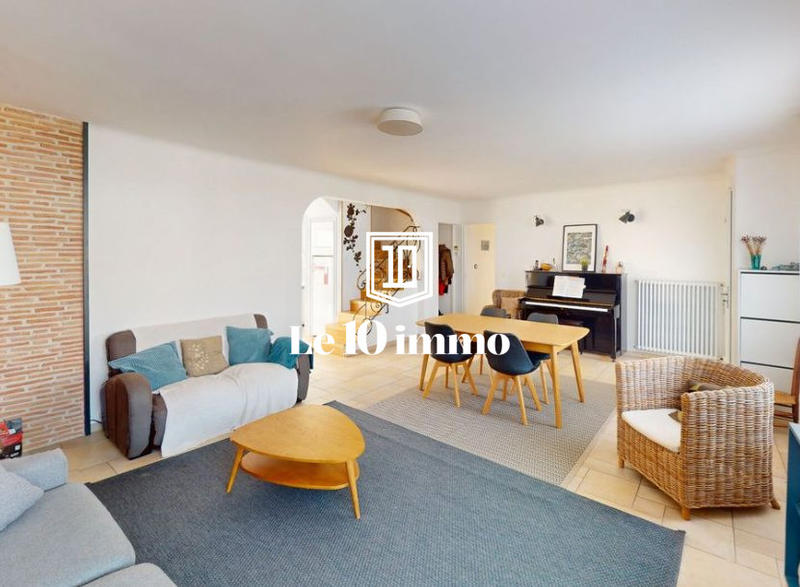 Maison - 171 m² - 8 pièces