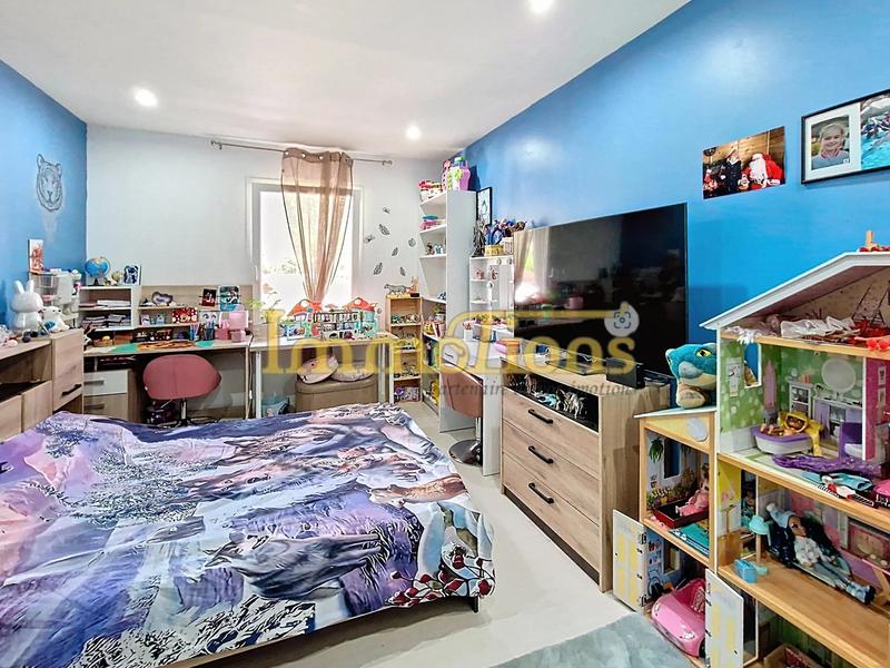 Maison - 166 m² - 6 pièces