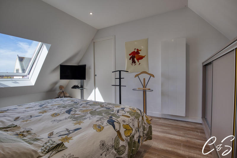 Maison - 97 m² - 5 pièces