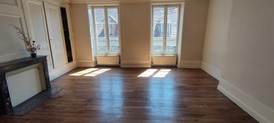 Appartement - 70 m² - 2 pièces