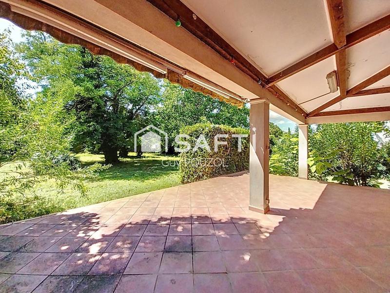 Maison - 320 m² - 14 pièces