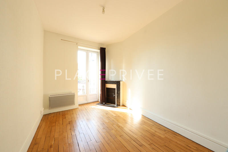 Immeuble - 19 pièces