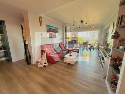 Appartement - 80 m² - 4 pièces