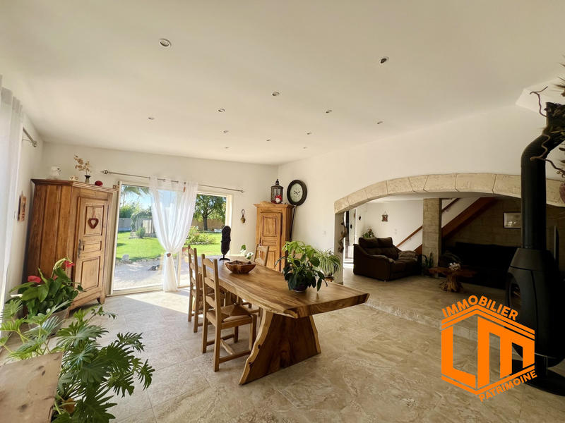 Maison - 187 m² - 6 pièces