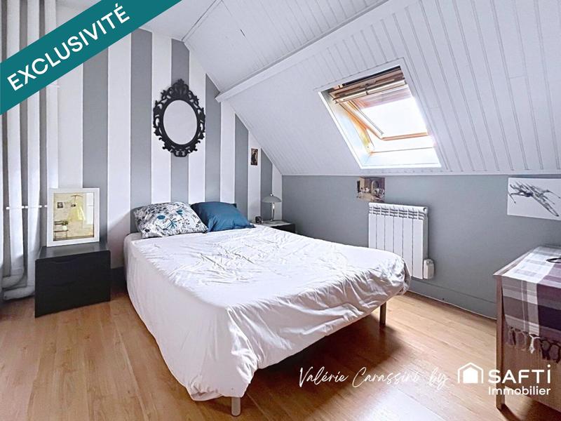 Maison - 90 m² - 5 pièces