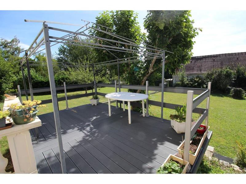 Maison - 147 m² - 8 pièces