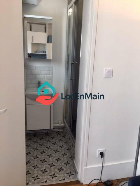 Studio - 12 m² - 1 pièce