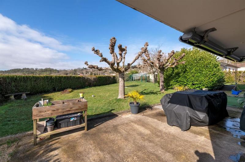 Maison - 192 m² - 8 pièces