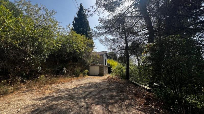 Maison - 427 m² - 11 pièces